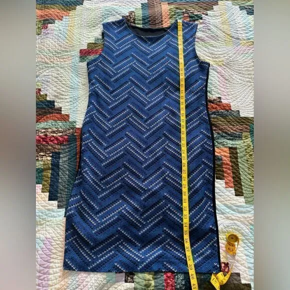 🌞 Misook Chevron Sleeveless Acrylic Knit Sheath Dress Size Large Blue Black