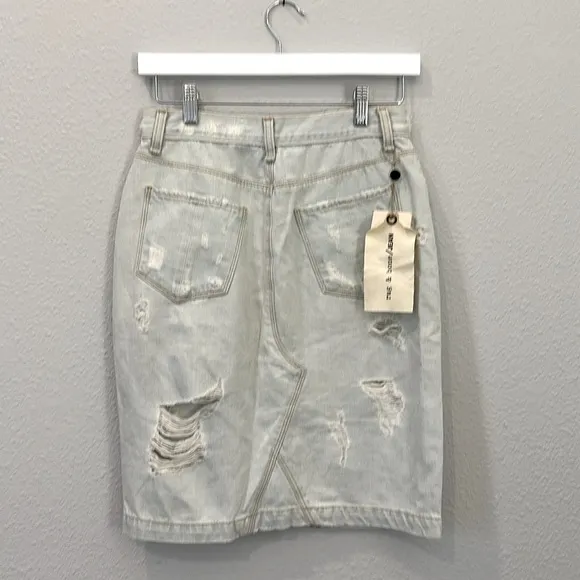 🆕 Rag &amp; Bone Distressed Denim Skirt made in the USA