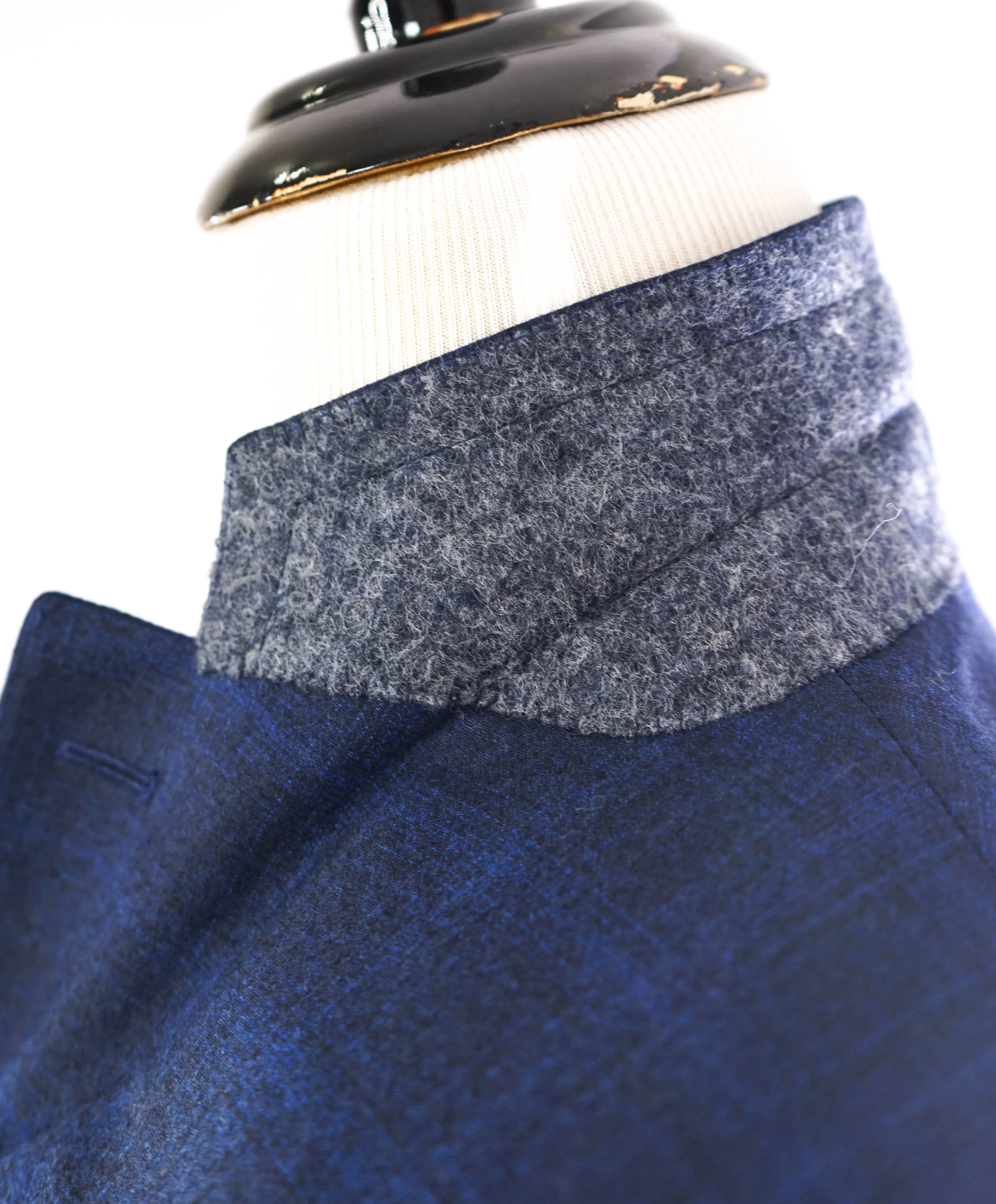 $1,895 CANALI - "STRETCH" Gray/Blue Abstract Check Blazer - 44R