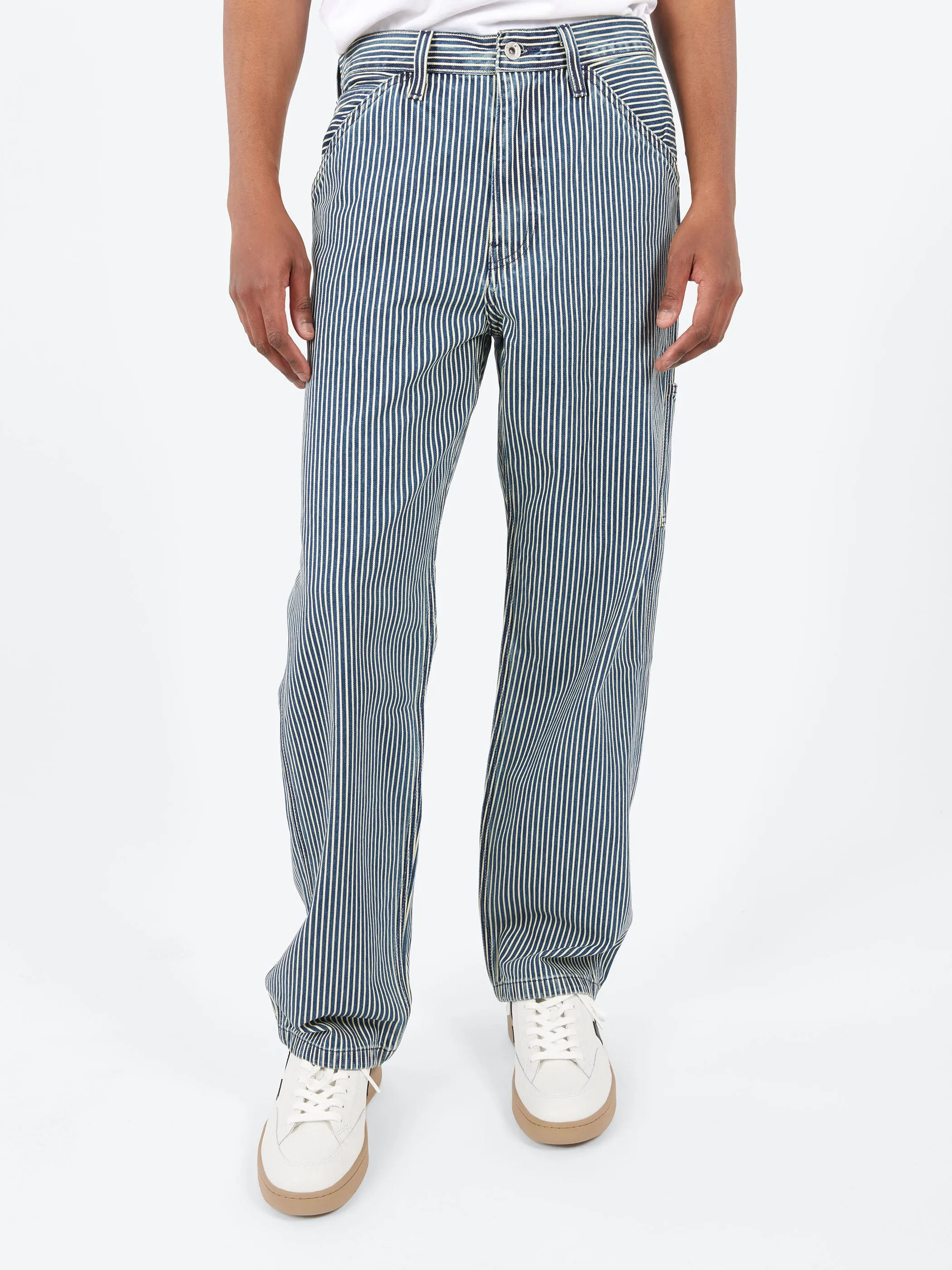 568 Loose Straight Carpenter