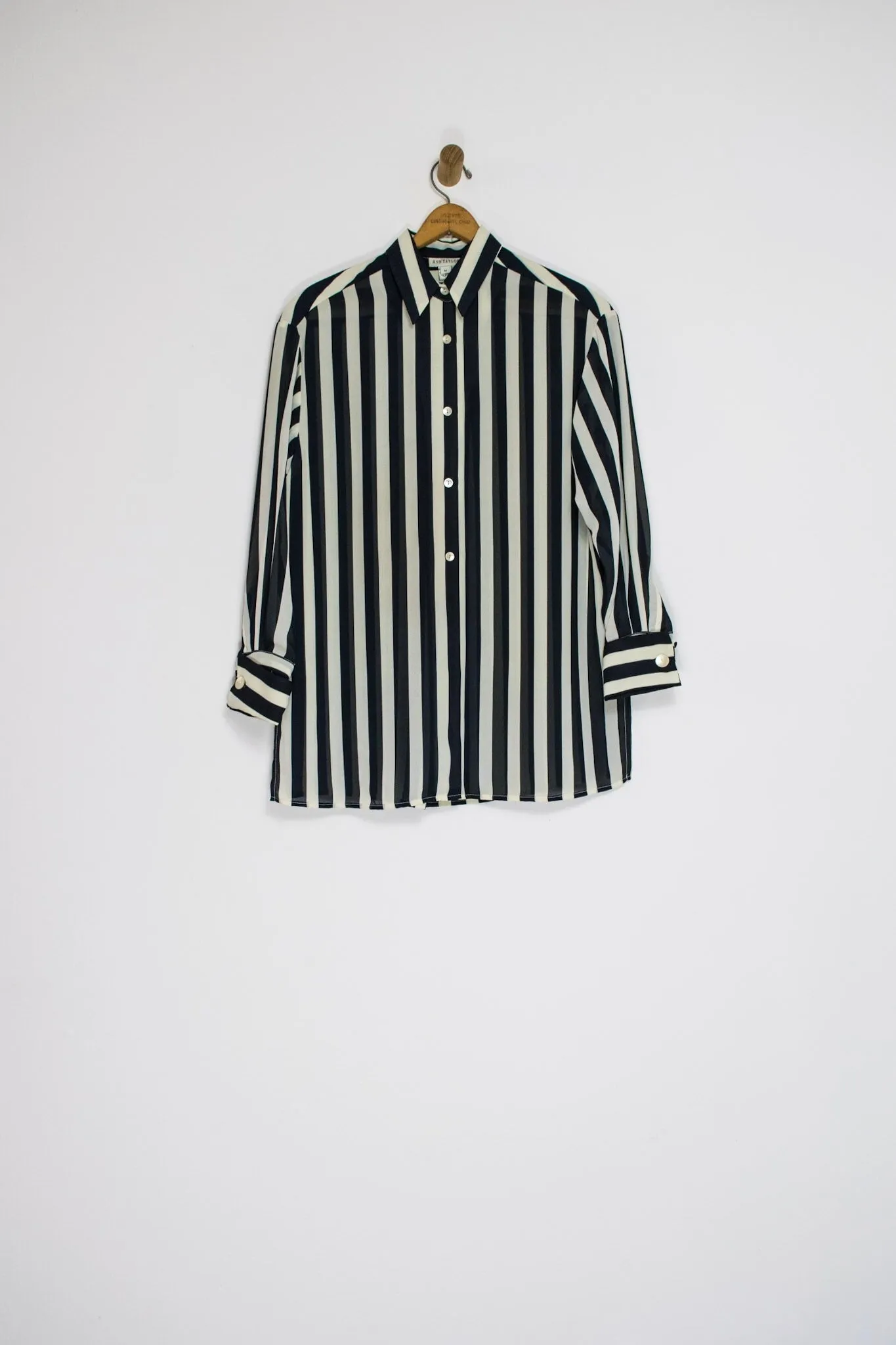 90’s ANNE KLEIN STRIPED BUTTON UP / MEDIUM