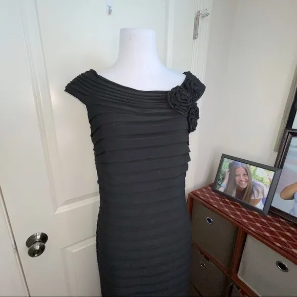 Adrianna Papell Black Dress Sheath Midi Stretch Dress Sz 12