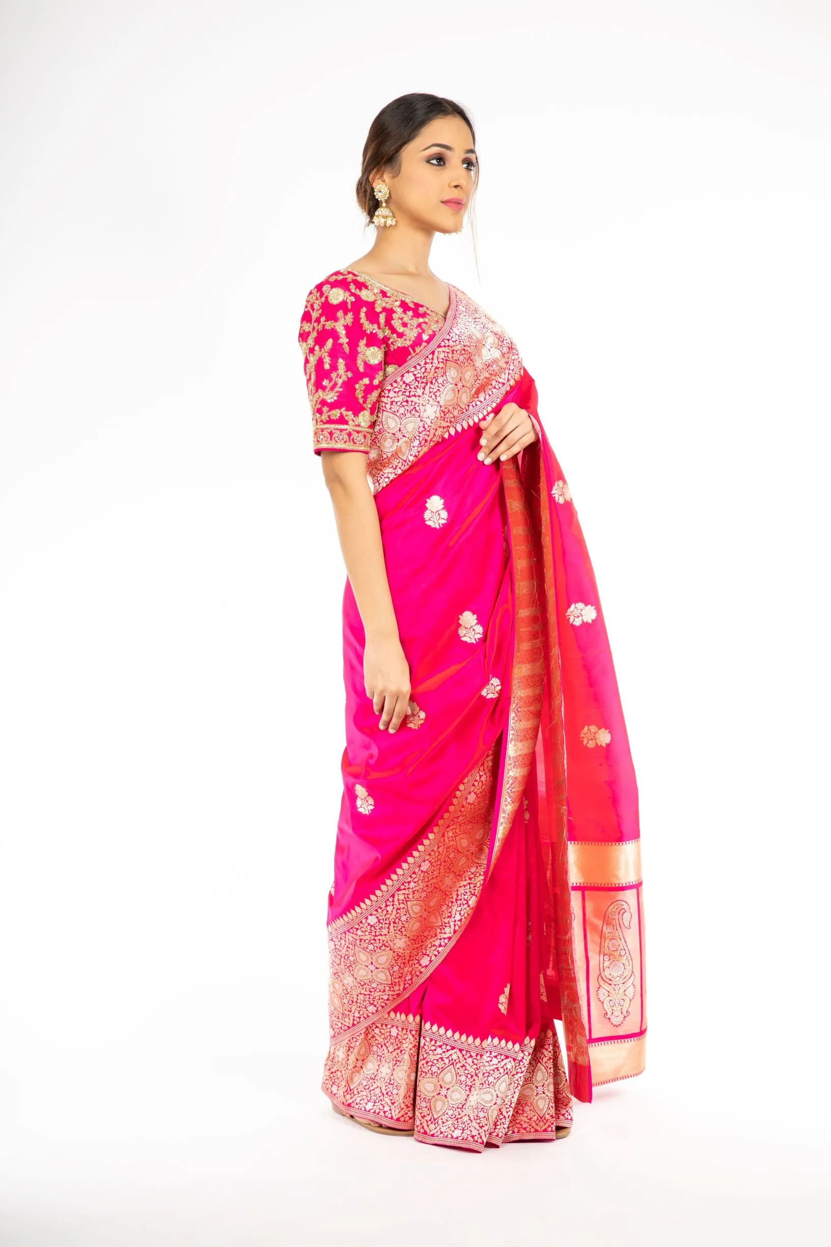 Amazing Pink Color Kadwa Weaving Handloom Saree