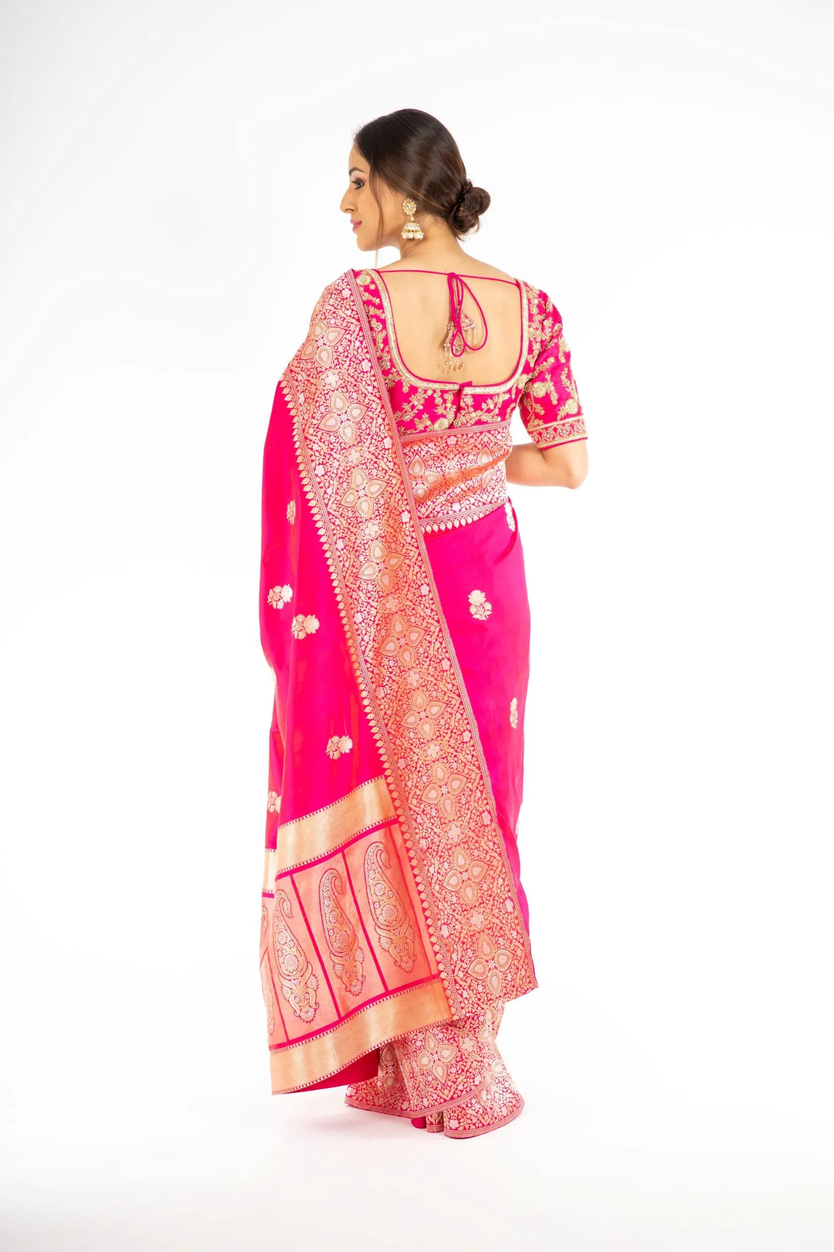 Amazing Pink Color Kadwa Weaving Handloom Saree