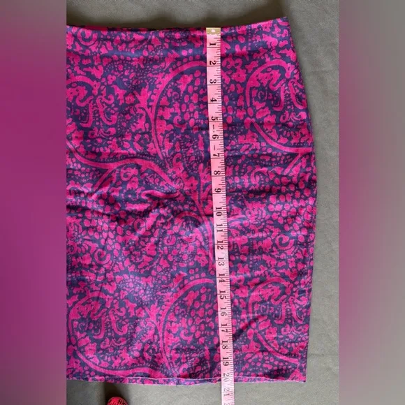 Ann Taylor Linen-Blend Pencil Skirt