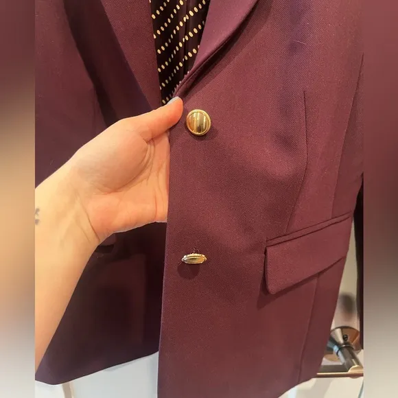 Ann Taylor The Greenwich Blazer in Plum (Size 4P)