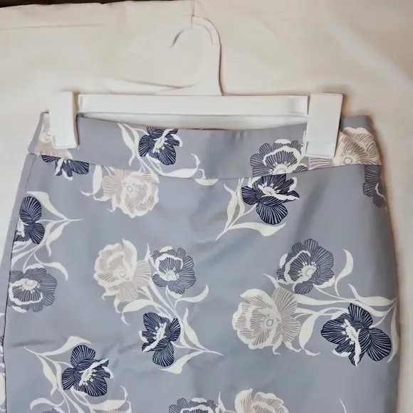 Ann Taylor Womens Mini Skirt Pencil Floral Zipper Elegant Women Petite Size 0