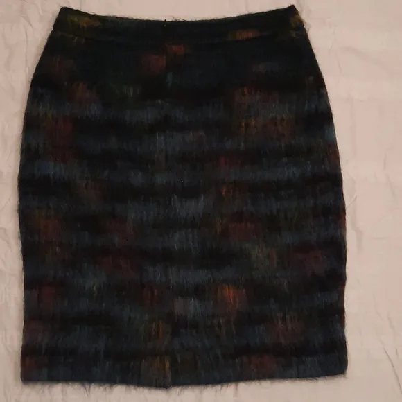 Anthropolo Pencil silhoquette feathered wool skirt