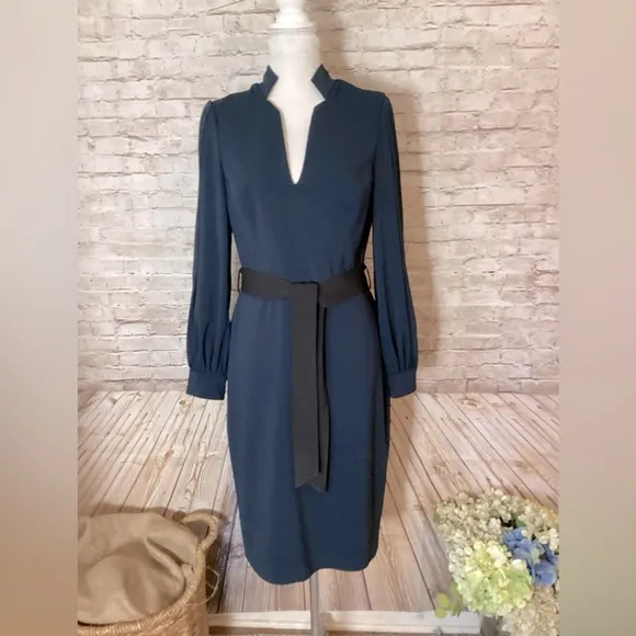 Badley Mischka navy Tuxedo sheath dress