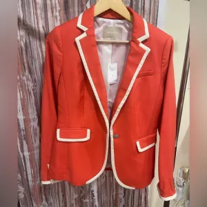 Banana Republic Classics Tapped Blazer New with tags Size 6
