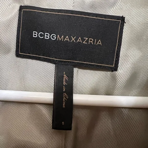 BCBG Max Azria Oatmeal Peplum Cropped Classy Professional Blazer Sz Small