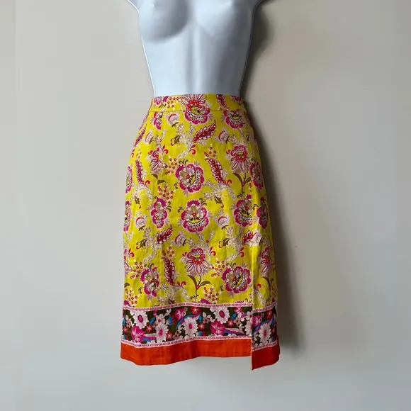 Beautiful Yellow Floral &amp; Paisley Print Front Split Pencil Skirt By Maeve Size 4
