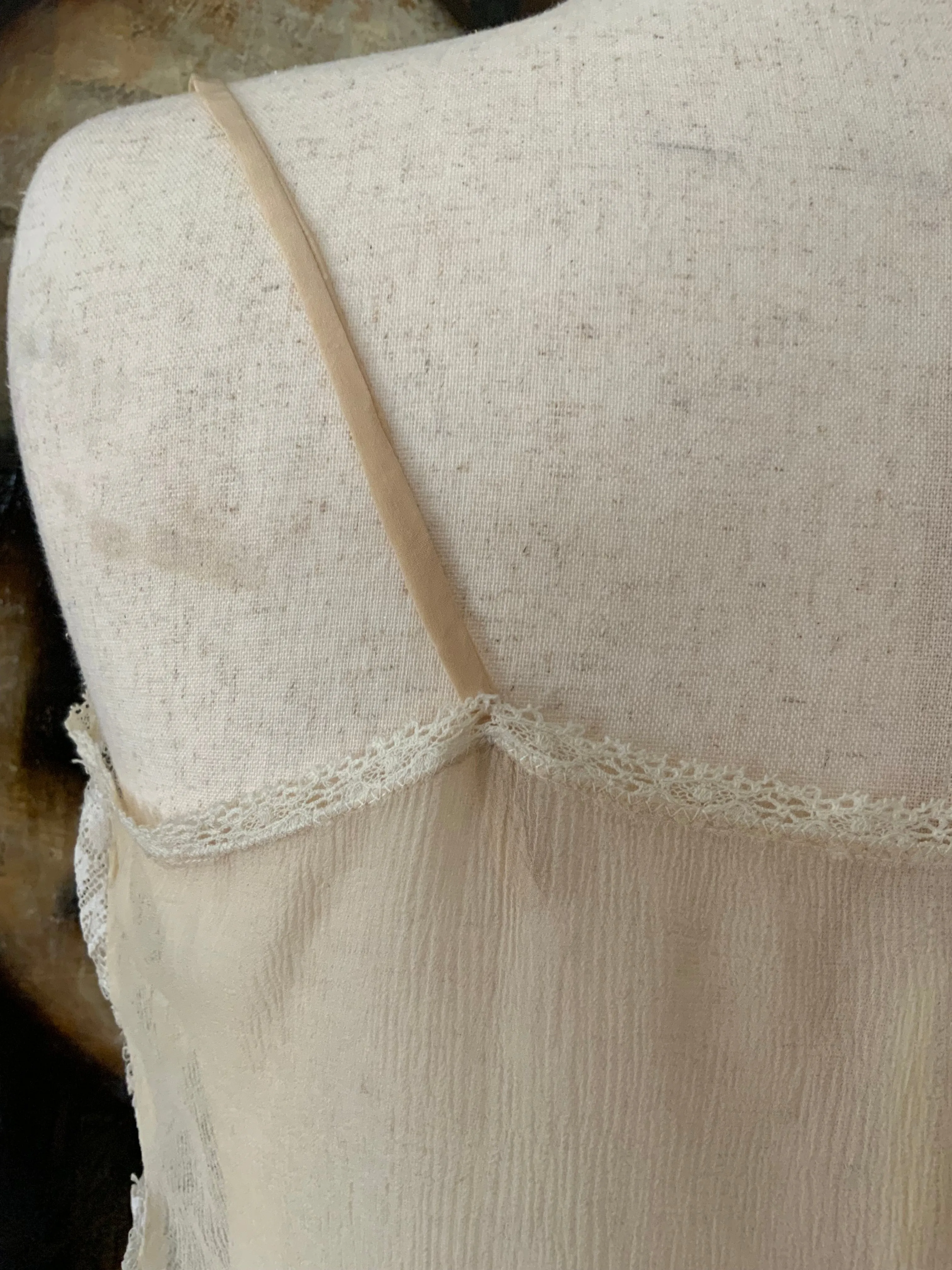 Blouse embellished with Antique Lace - Y2K -E5