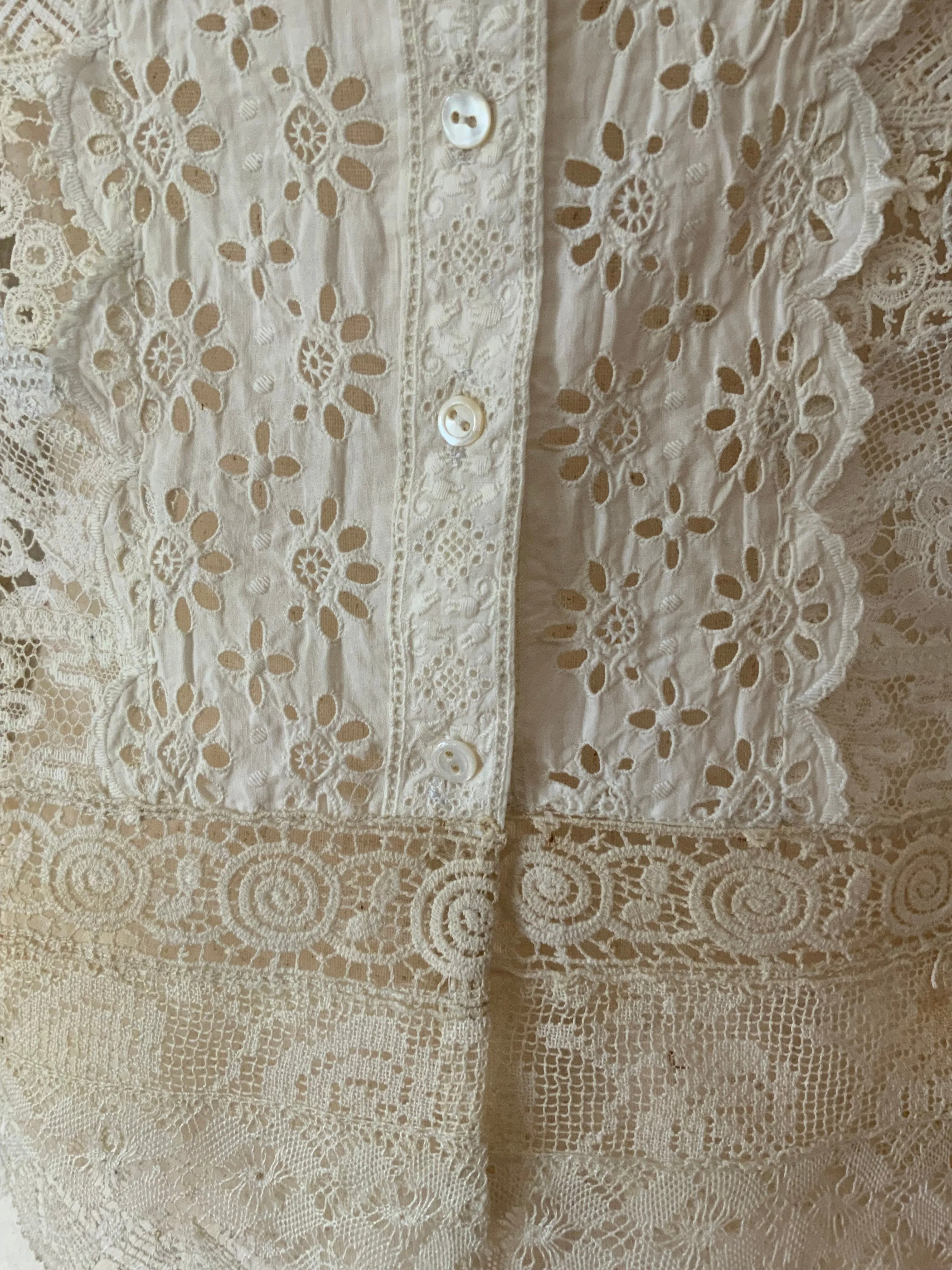 Blouse embellished with Antique Lace - Y2K -E5