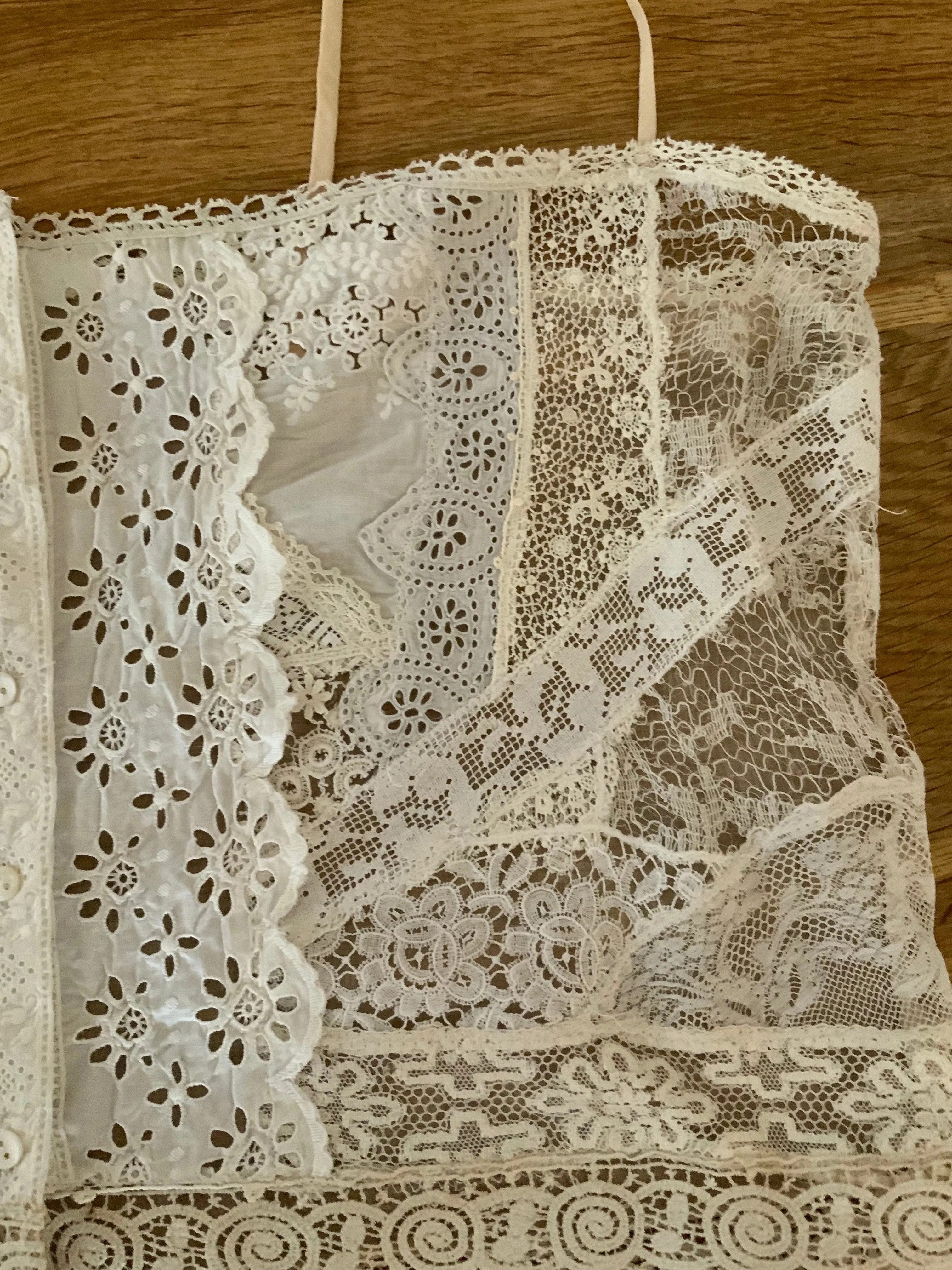 Blouse embellished with Antique Lace - Y2K -E5