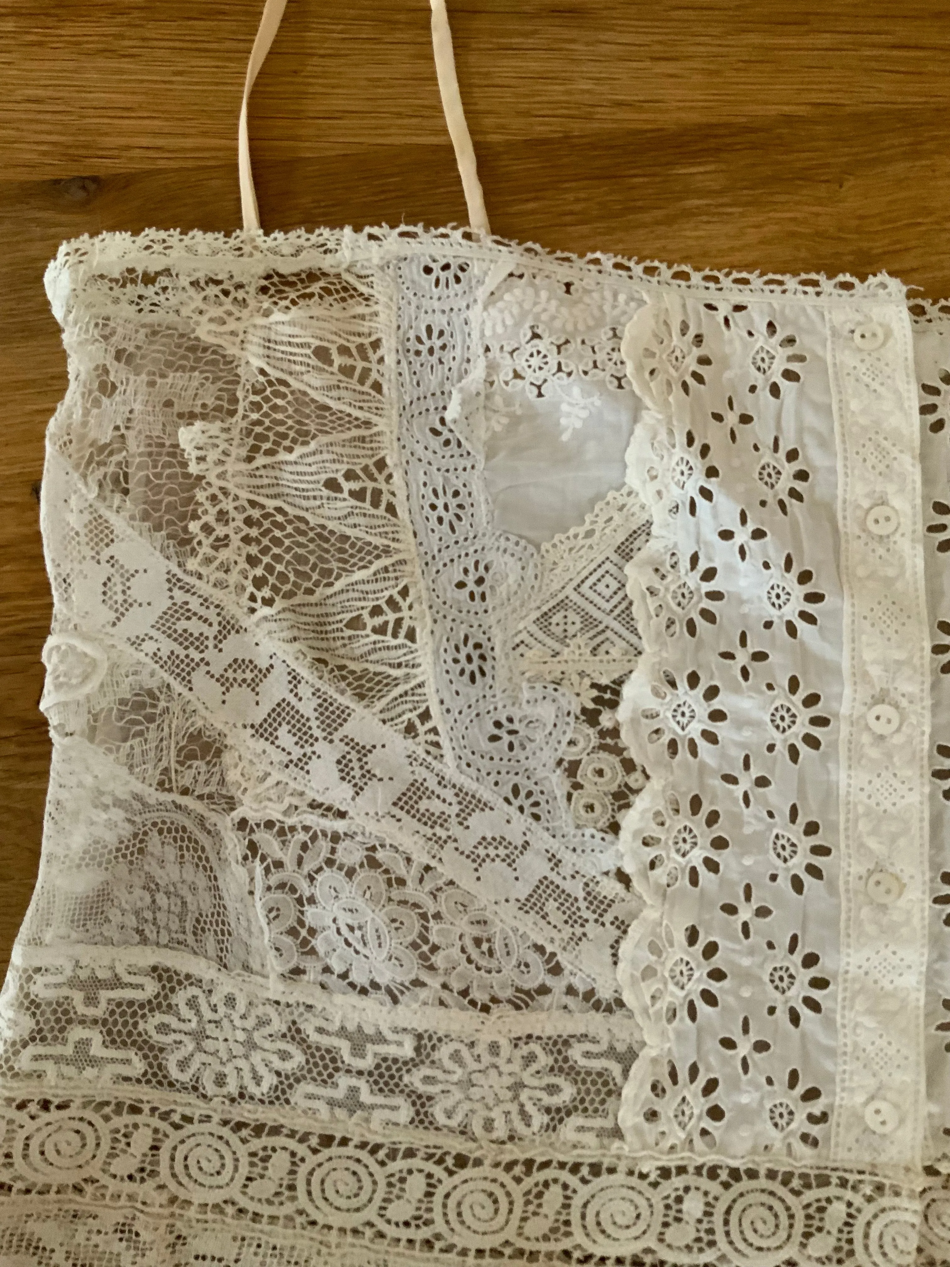 Blouse embellished with Antique Lace - Y2K -E5