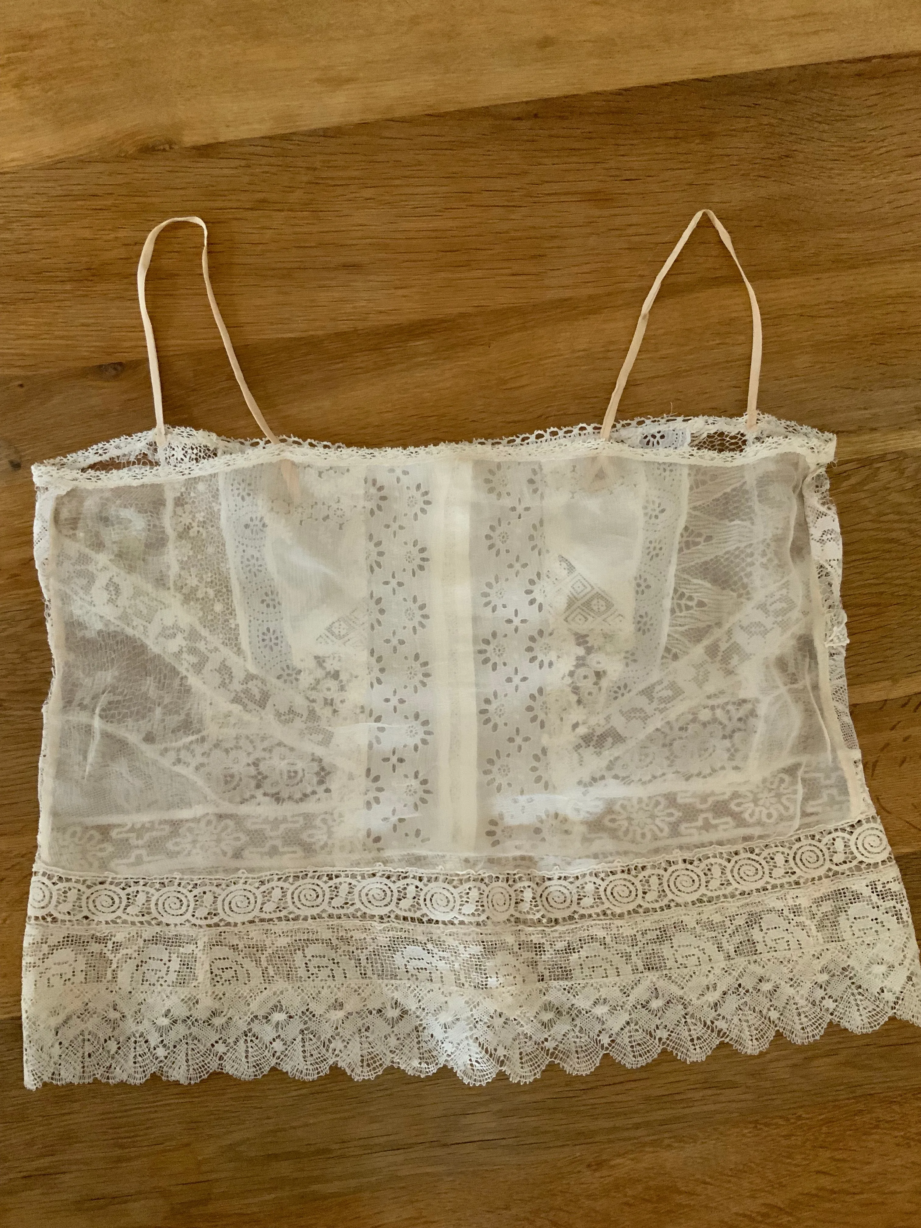 Blouse embellished with Antique Lace - Y2K -E5