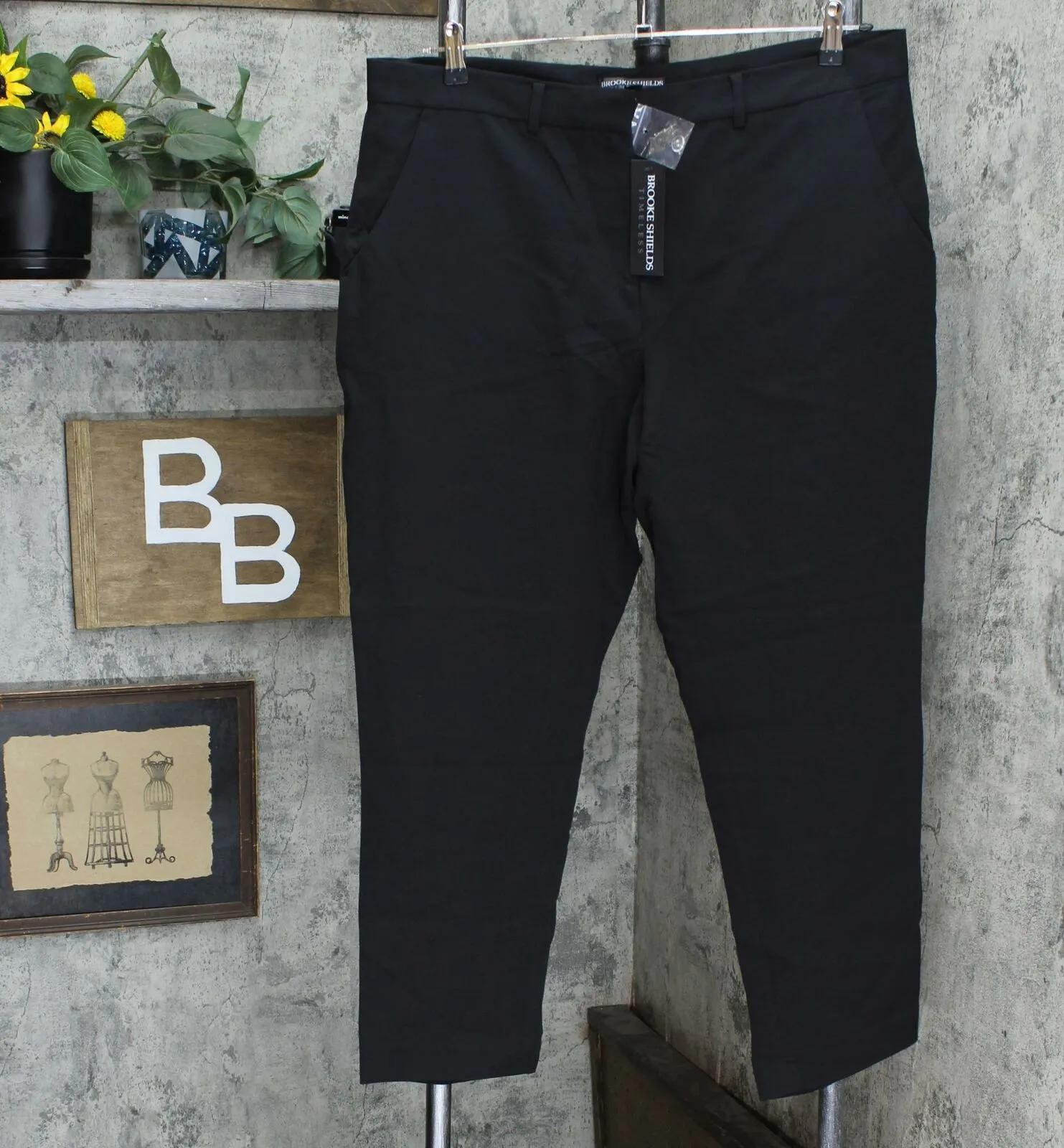 Brooke Shields Timeless Woven Ankle Pants