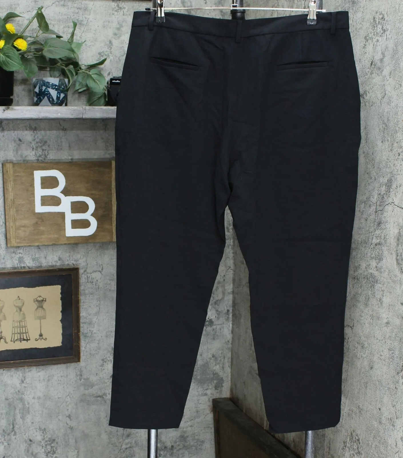 Brooke Shields Timeless Woven Ankle Pants