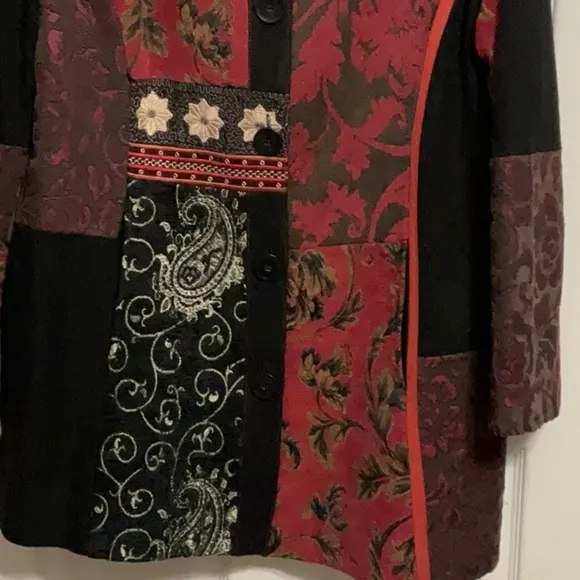 Chico’s embroidered blazer/jacket. Paisley. Floral. Size 2