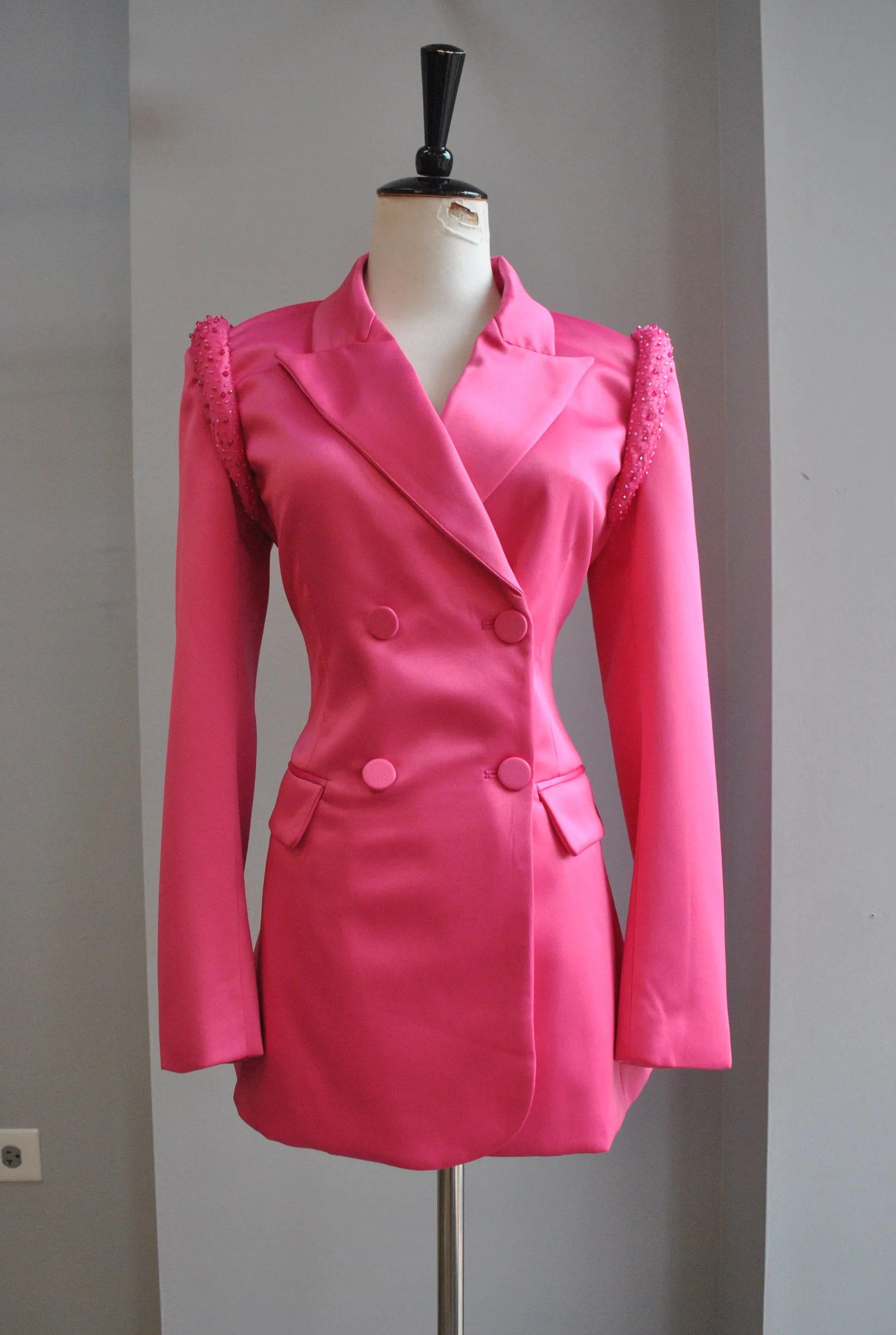 CLEARANCE - FUCHSIA PINK SATIN BLAZER