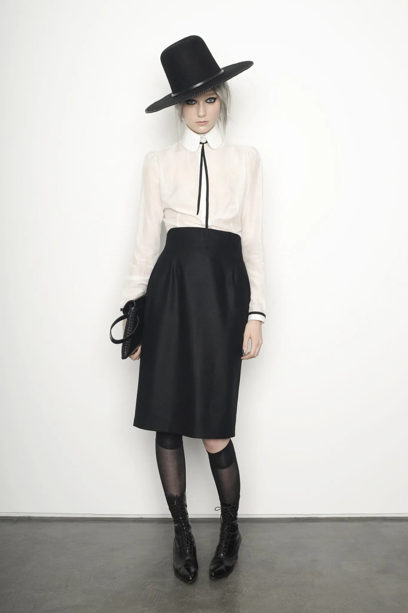 Collar Blouse & Cashmere Pencil Skirt