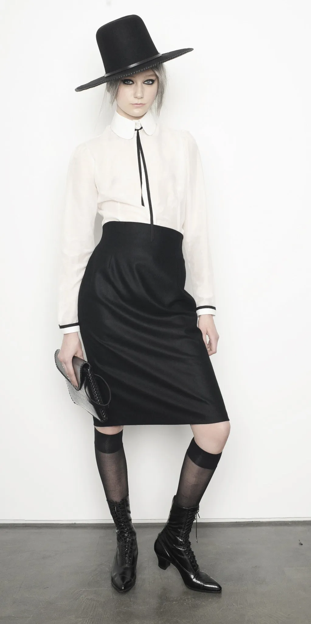 Collar Blouse & Cashmere Pencil Skirt