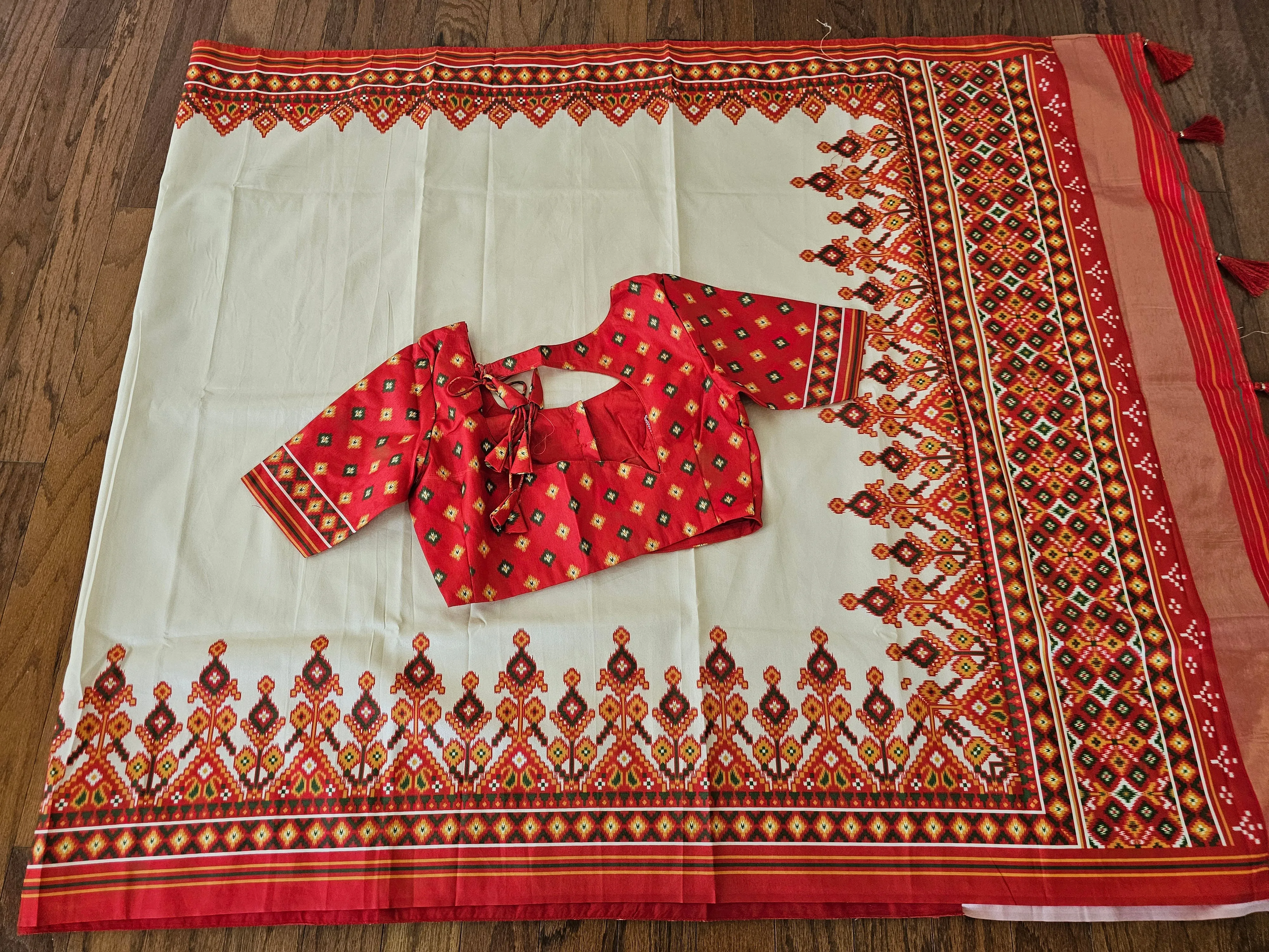 Dola Silk Patola Saree