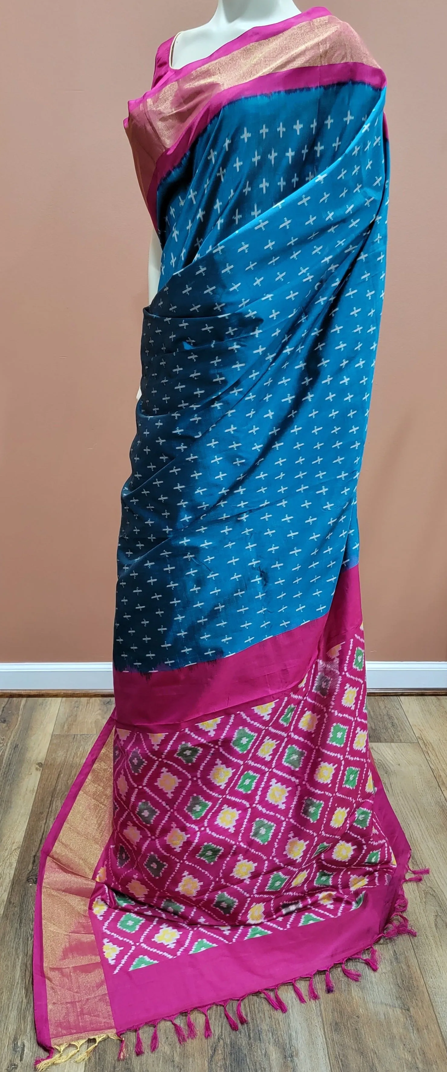 Double Ikkath Silk Saree w/blouse in Blue and Pink