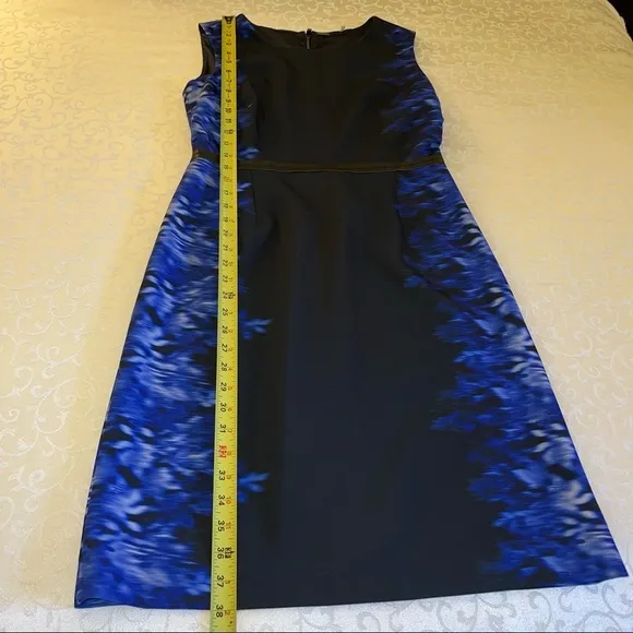 Elie Tahari Beverly Digital Print Silk Sheath Dress Slimming Black Blue