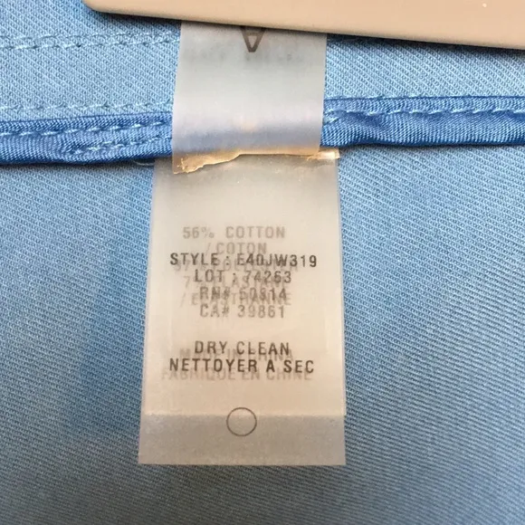 ELIE TAHARI Fitted Pencil Skirt