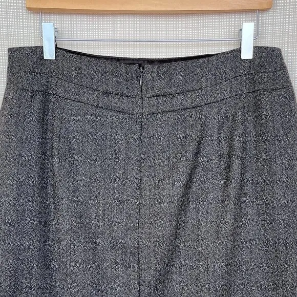 Elie Tahari Wool Tweed Pencil Skirt Wool Sophisticated Academia Brown Equestrian
