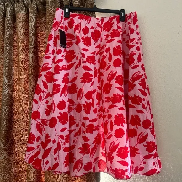Eloquii NWT High-Low Floral Skirt