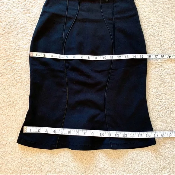 EMPORIO ARMANI Black Pencil Skirt with Piping—SZ 4