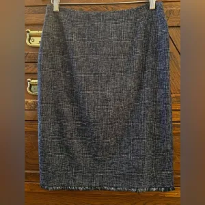 Escada Tweed Career Pencil Cut  Style Cotton Blend Lined Skirt size US M EU 38