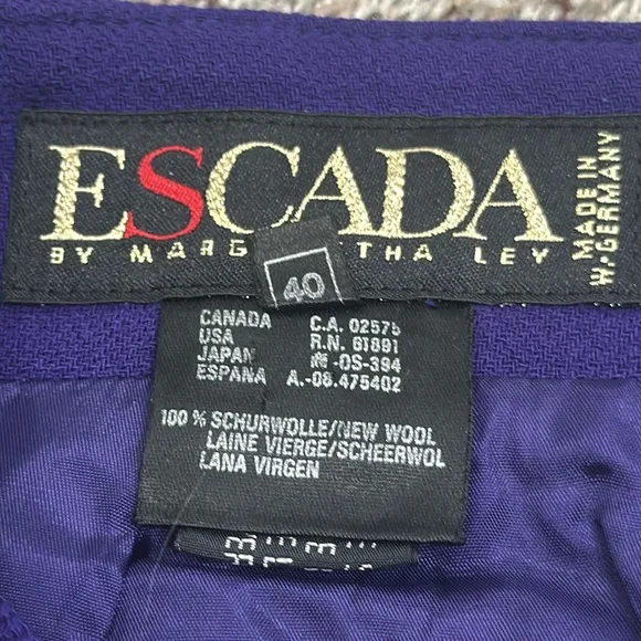 Escada wool purple pencil skirt size 40 lined office career