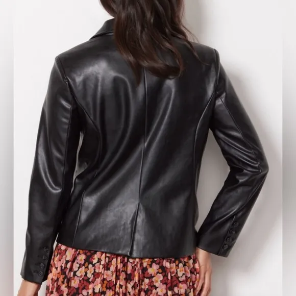 Evereve High Line Faux Vegan Leather Black Blazer Jacket Size Small