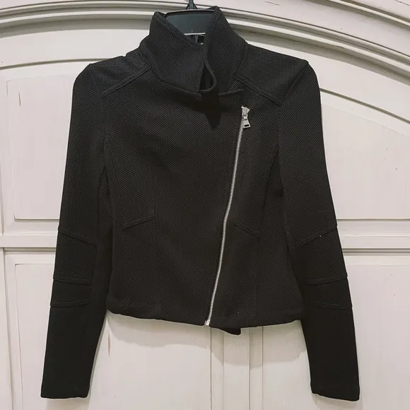 Express Women’s Asymmetrical Black Blazer/Jacket