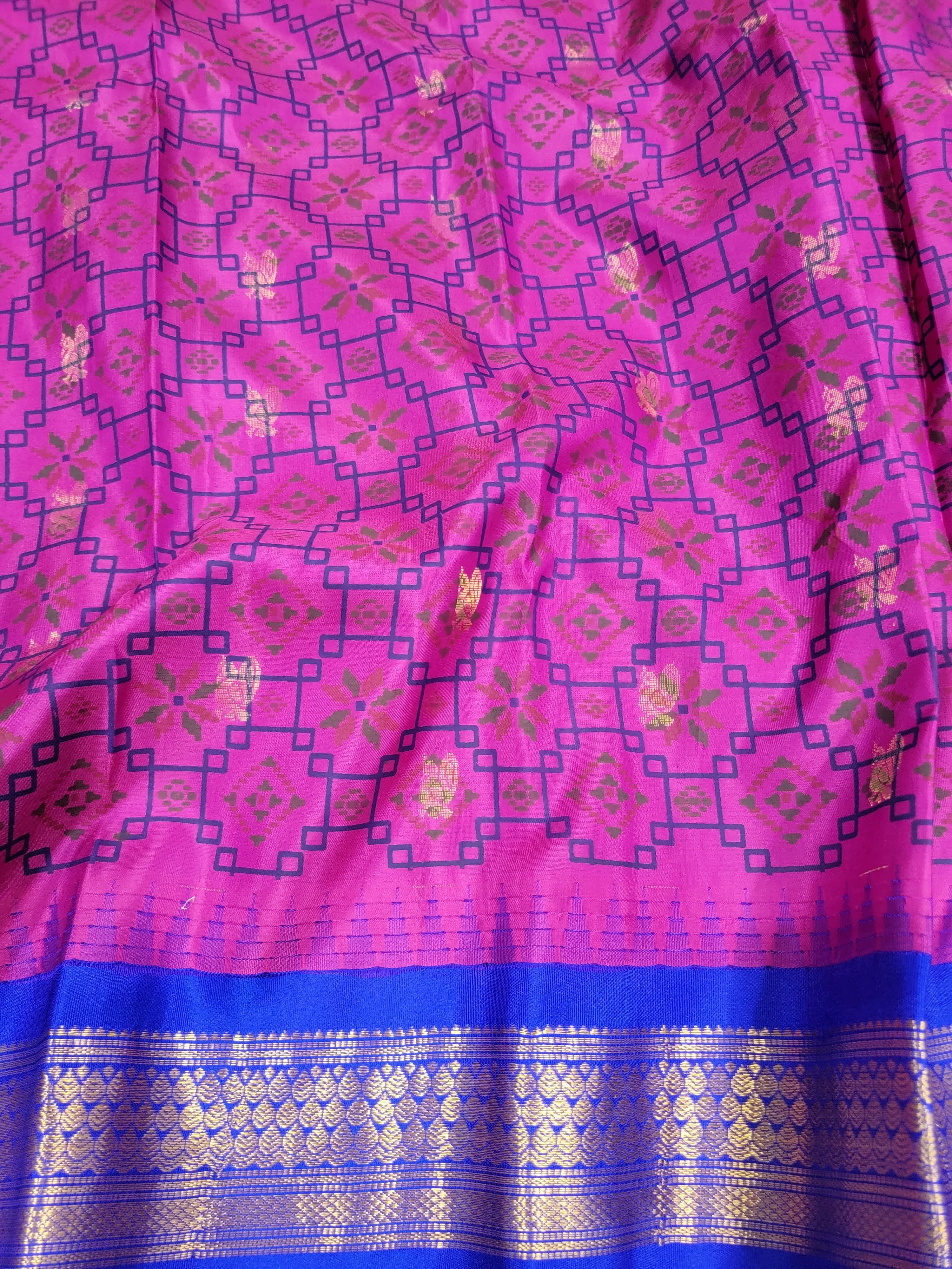 Gadwal digital print pattu saree