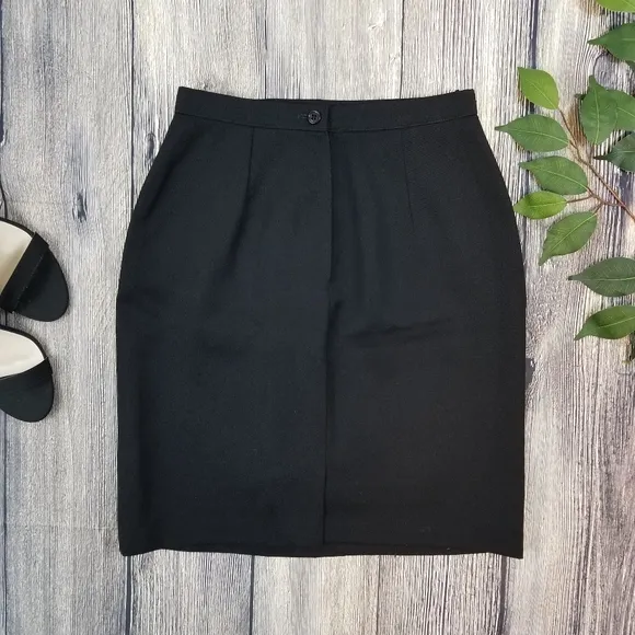 Giorgio Armani Black Wool Pencil Skirt