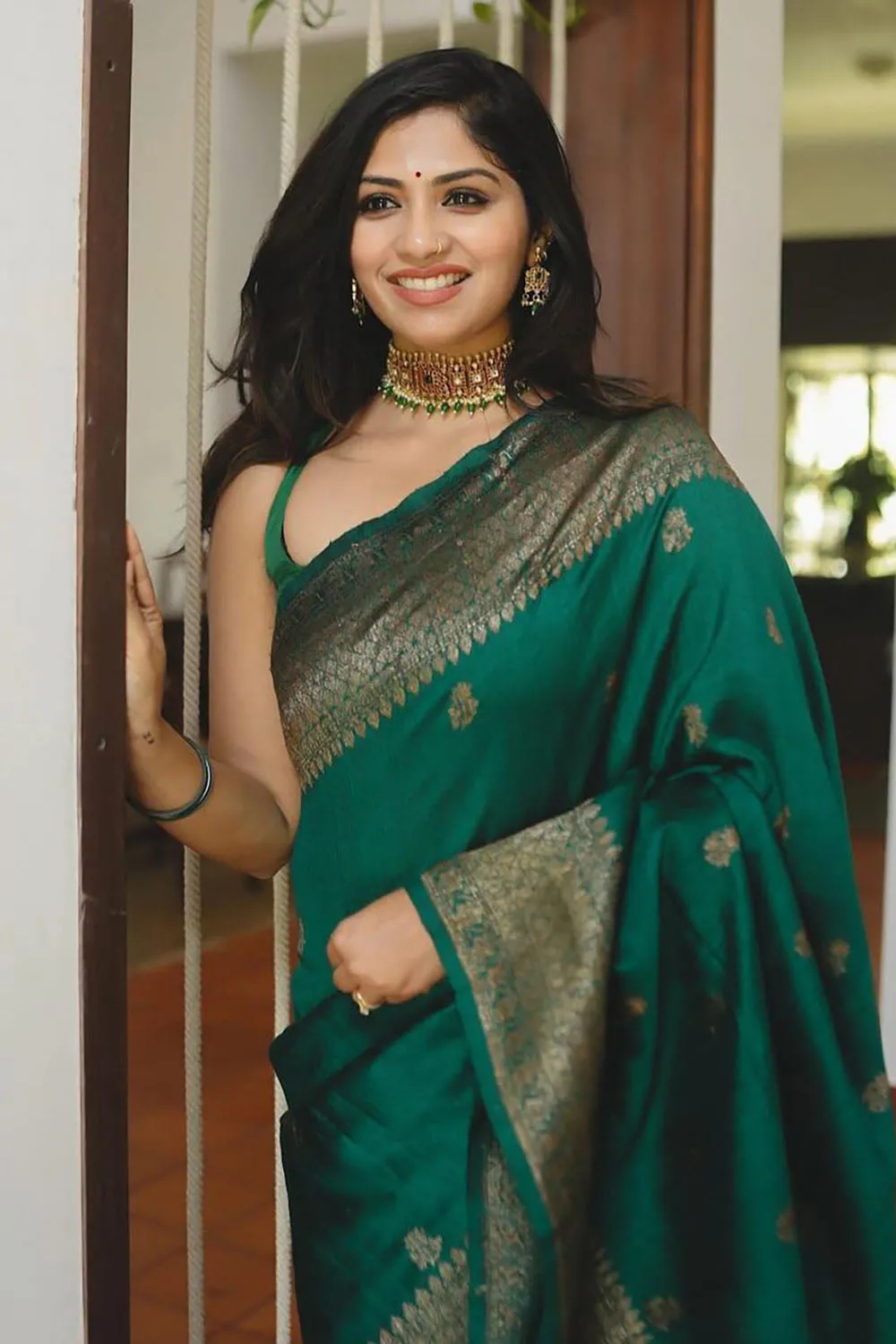 Green Soft Silk Saree With Zari Weaving Work