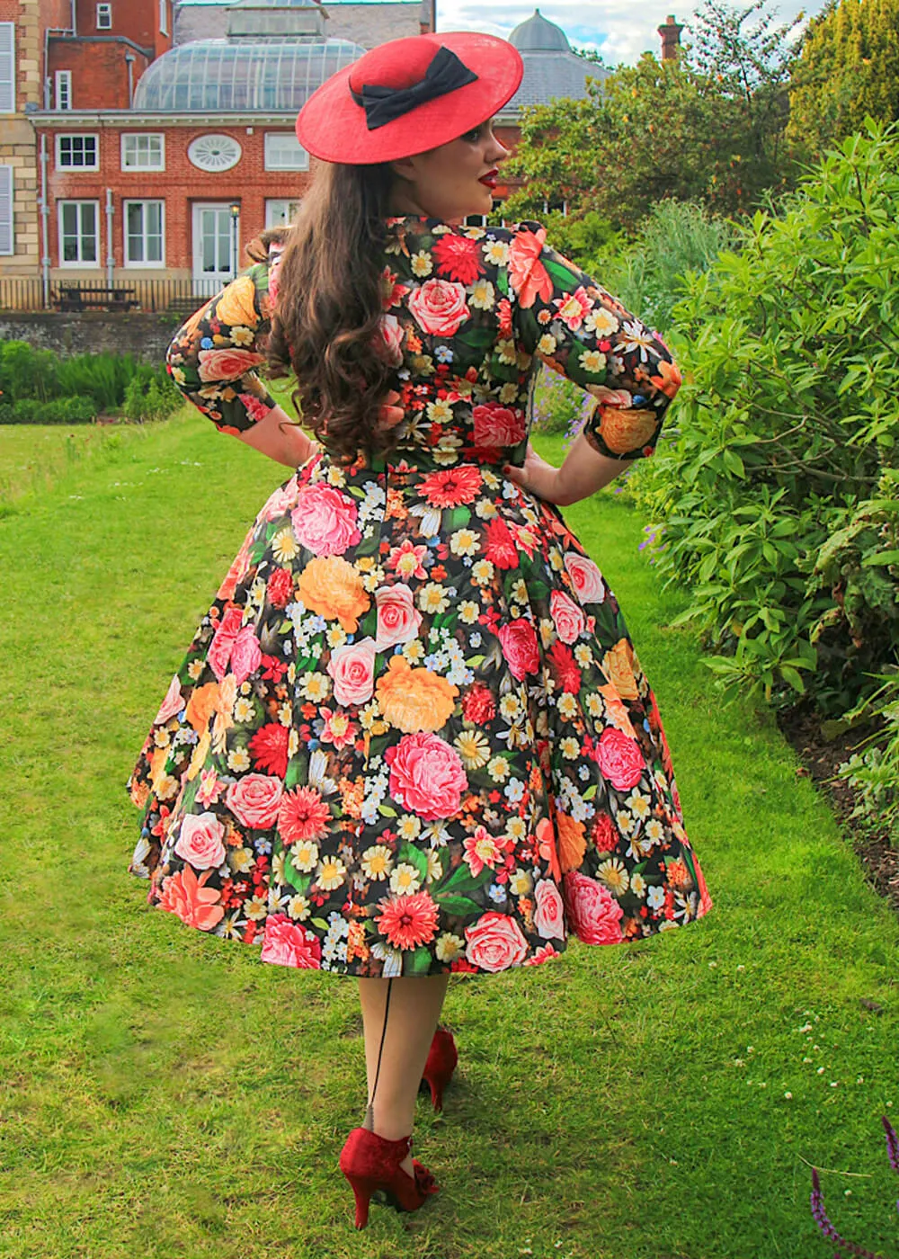 Hearts & Roses Cassidy Floral 50's Swing Dress Black
