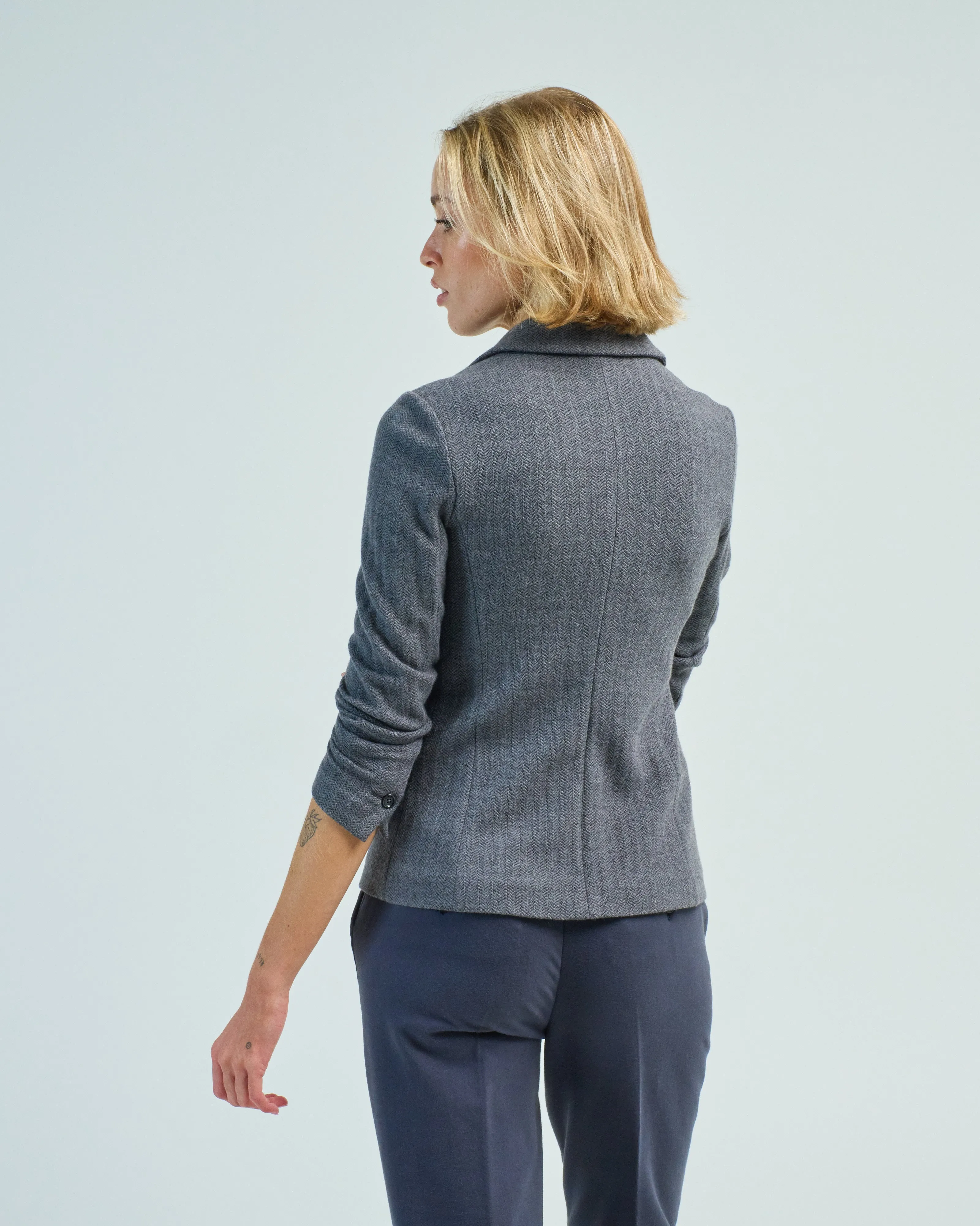 herringbone short patch pocket blazer