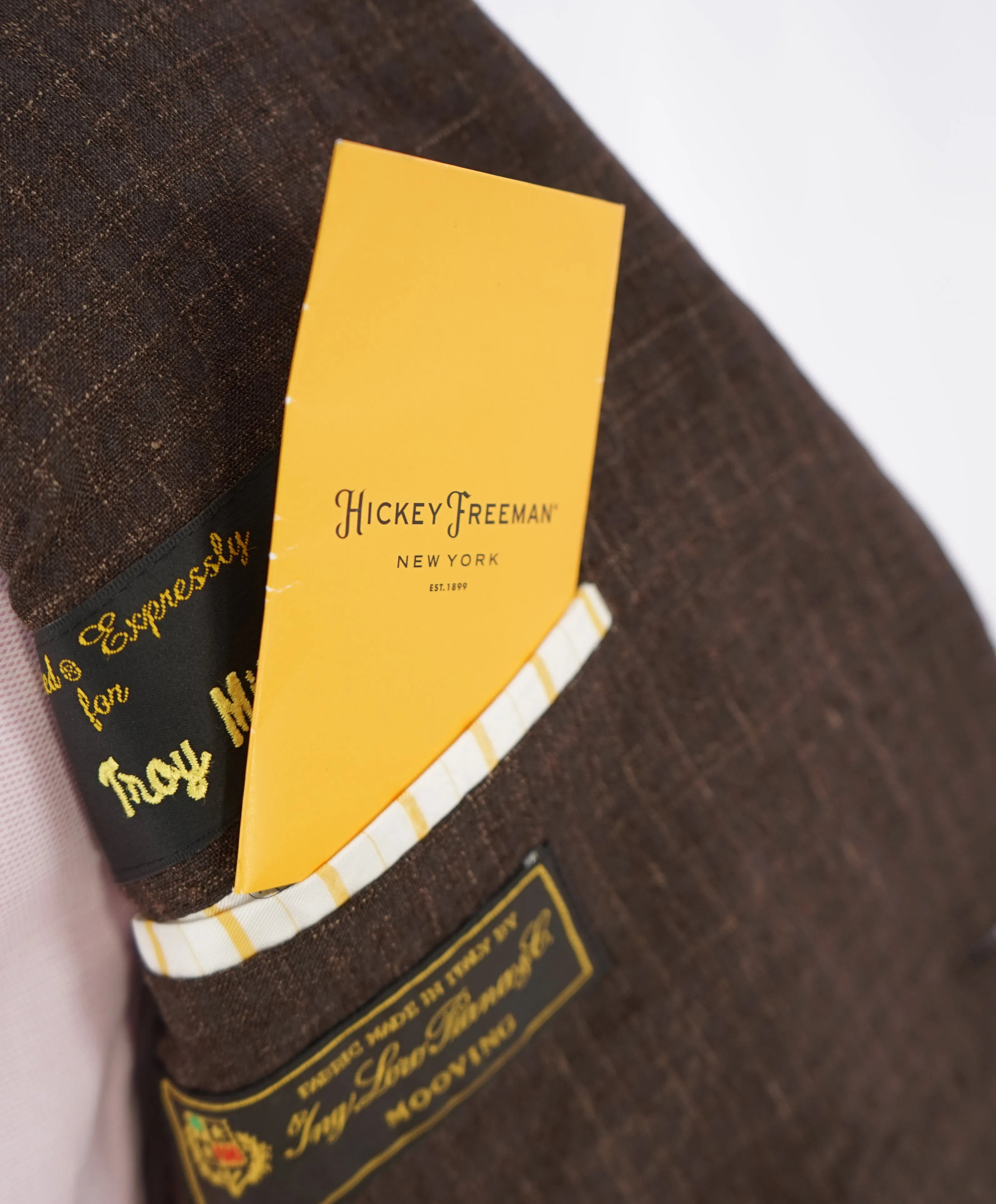 HICKEY FREEMAN - LORO PIANA Fabric "Mooving" - 36S