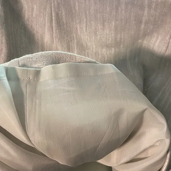 Hugo Boss “Boss” Dove Grey Pencil Skirt • Size 4