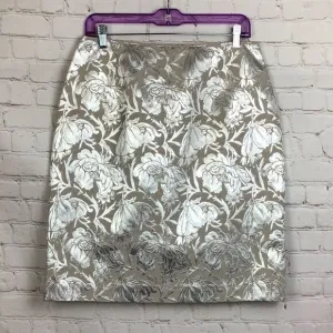 JON. Cream pencil skirt w/ silver floral detail 10