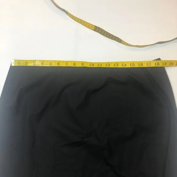 Lafayette 148 Modern Slim black knee length skirt