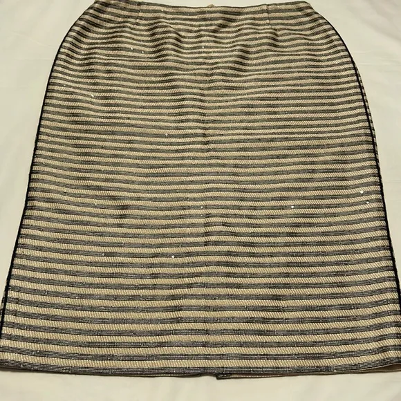 Lafayette 148 Pencil Skirt size 8 Beaded Sequins Cream with black/gray stripes