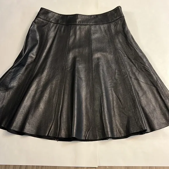 LEATHER WHITE HOUSE | BLACK MARKET SKIRT 6