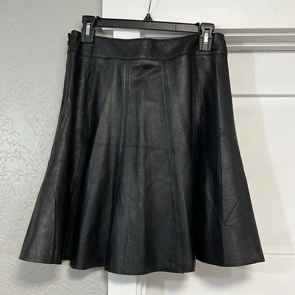 LEATHER WHITE HOUSE | BLACK MARKET SKIRT 6